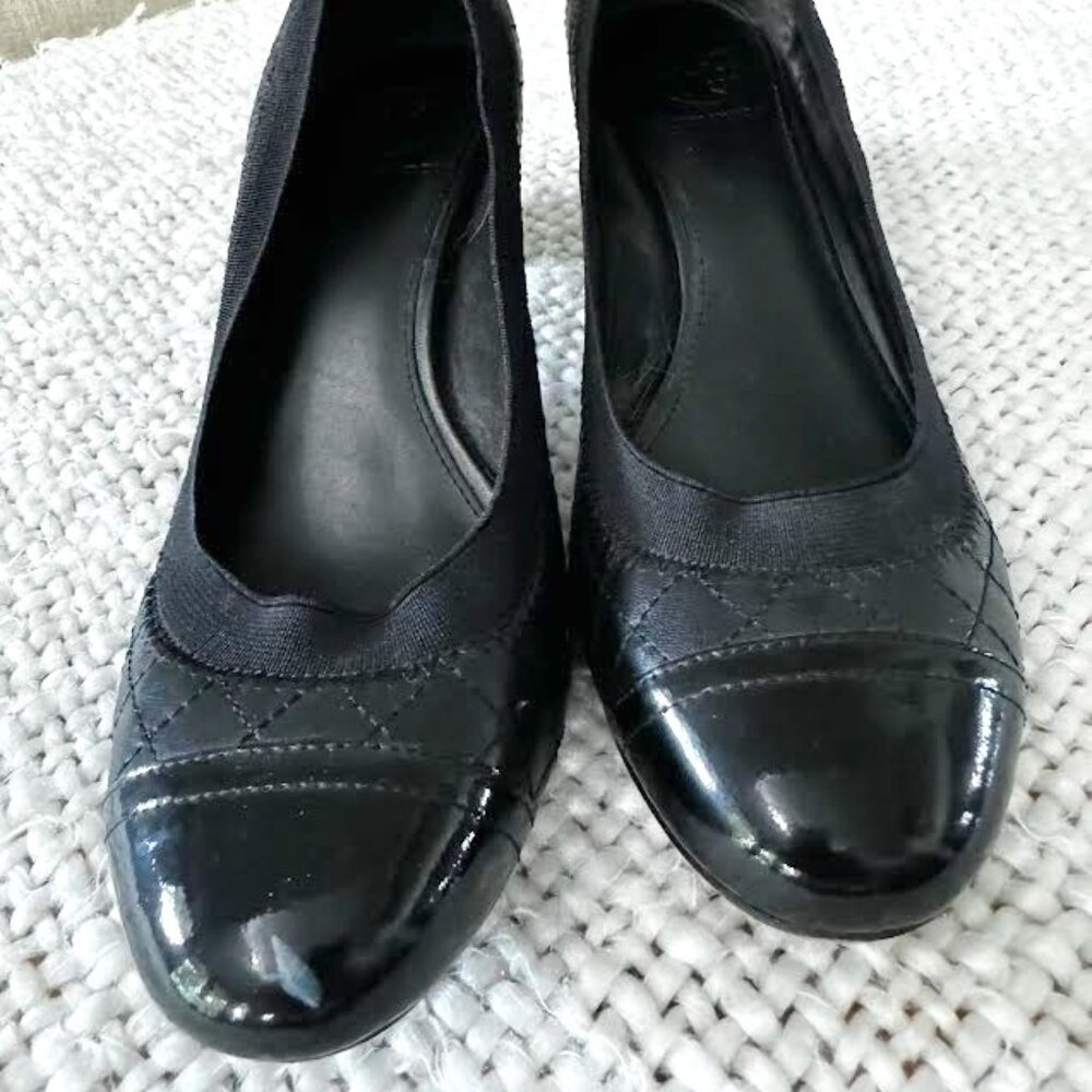Tory Burch Size 8M Black 2" Chunky Heel Pumps